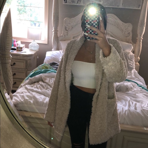 Aritzia Wilfred Free Plush Jacket - Picture 5 of 5